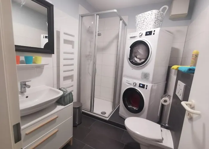 5 2 Bathrooms 1 Kitchen 1 Piano Ostseebad Kühlungsborn